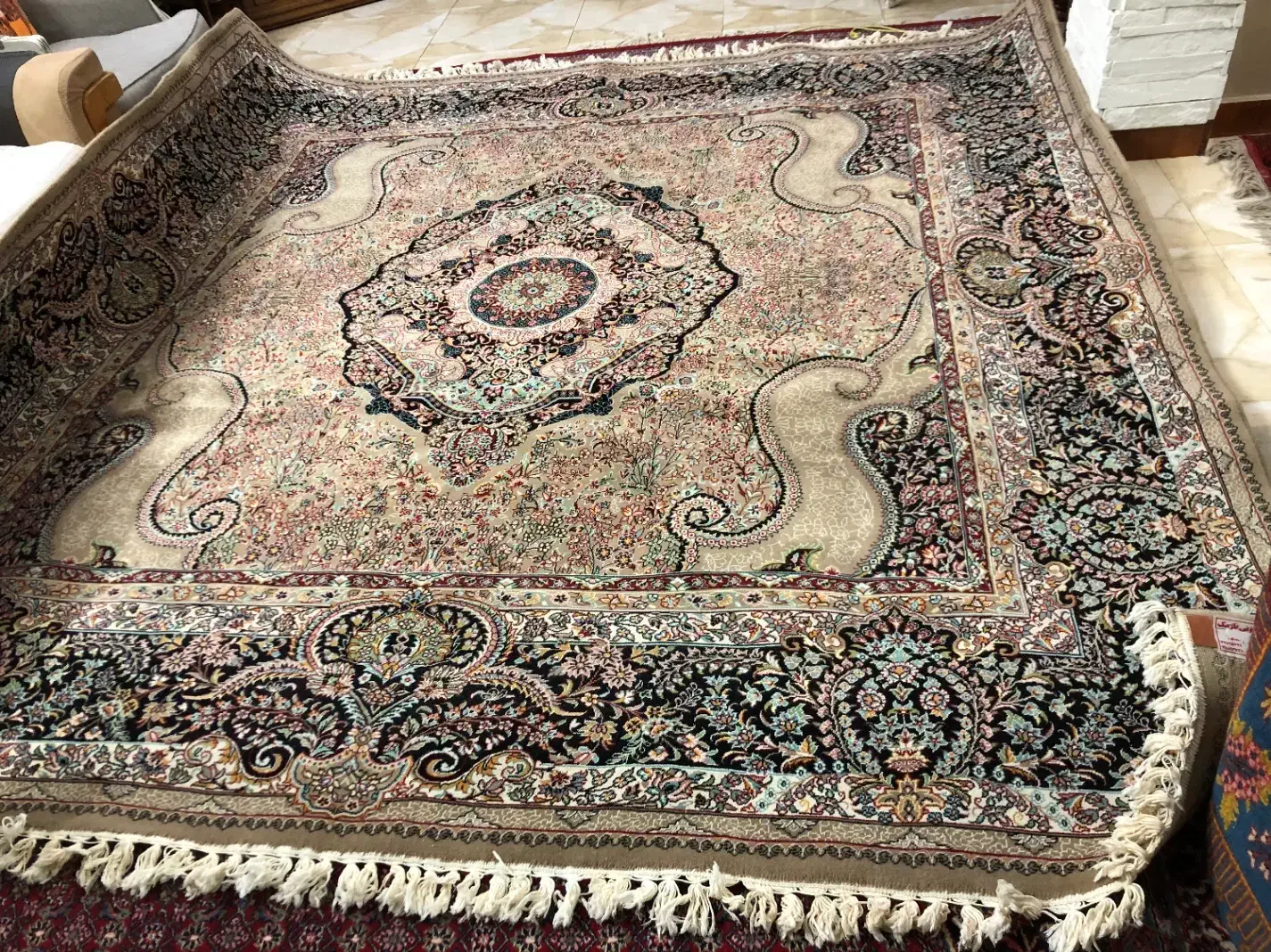 فرش ماشینی ۹متری آرا مشهد. تراکم ۱۰۰۰|فرش|تهران, آشتیانی|دیوار