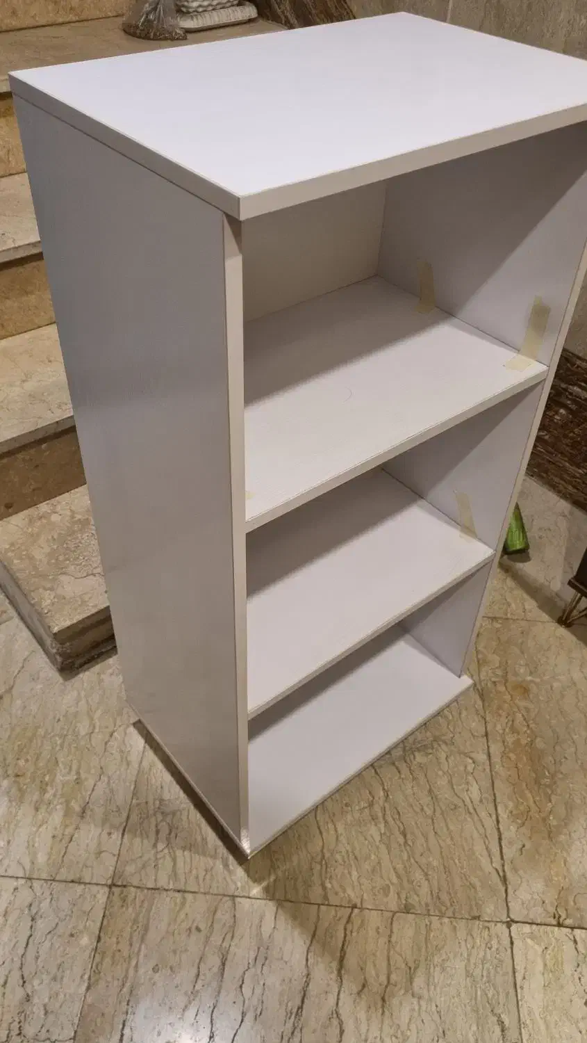 کتابخانه|کتابخانه، شلف، قفسههای دیواری|ری, شهید غیوری (ابن باویه)|دیوار