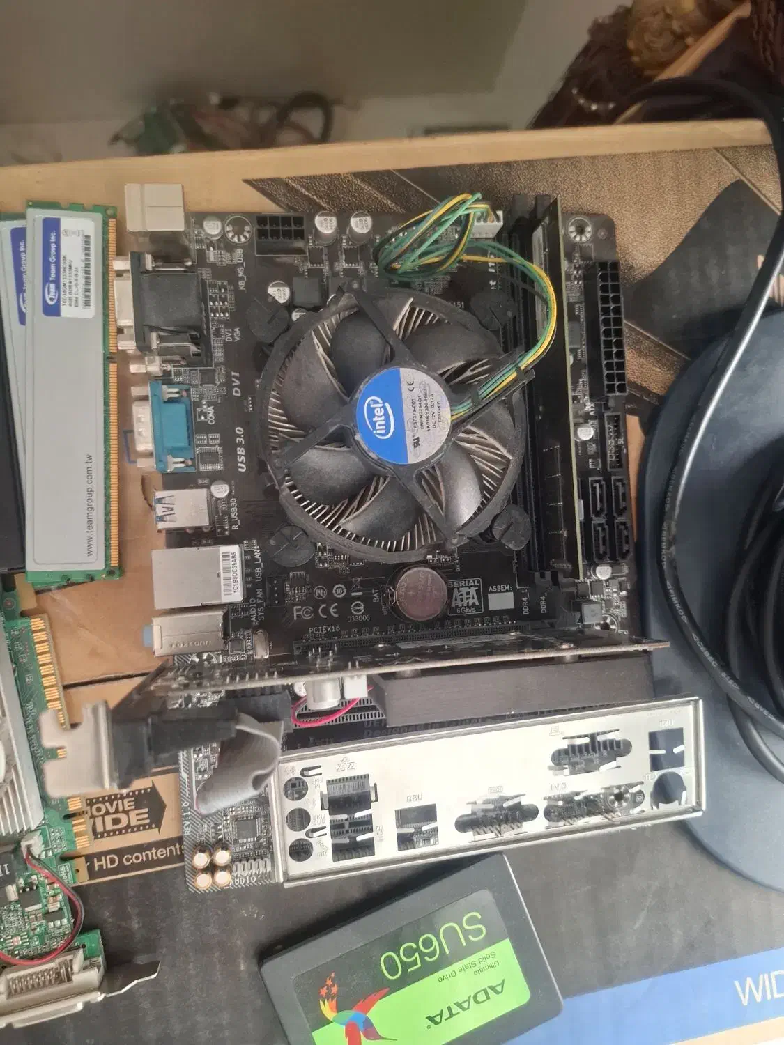 رم ۴ گیگ ddr3 و باندل h61|قطعات و لوازم جانبی رایانه|شیراز, شهرک ولیعصر|دیوار