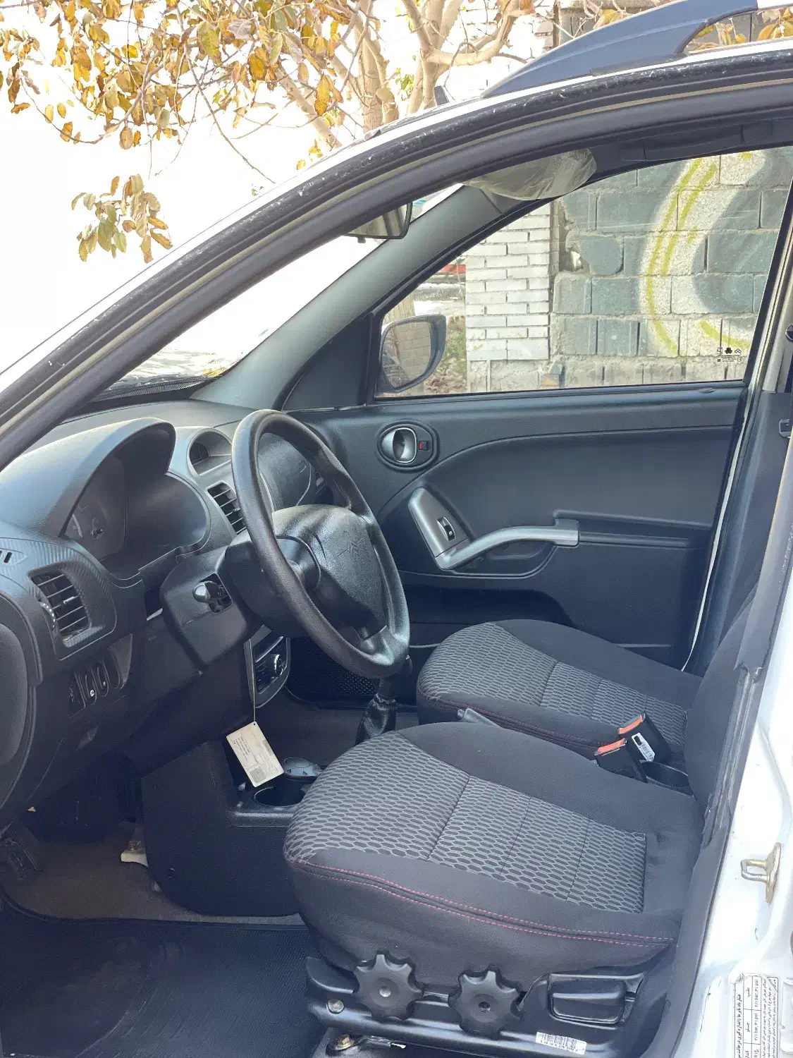 کوییک rمدل۱۴۰۰پارس خودرویی|خودرو سواری و وانت|شیراز, شهرک گلستان|دیوار