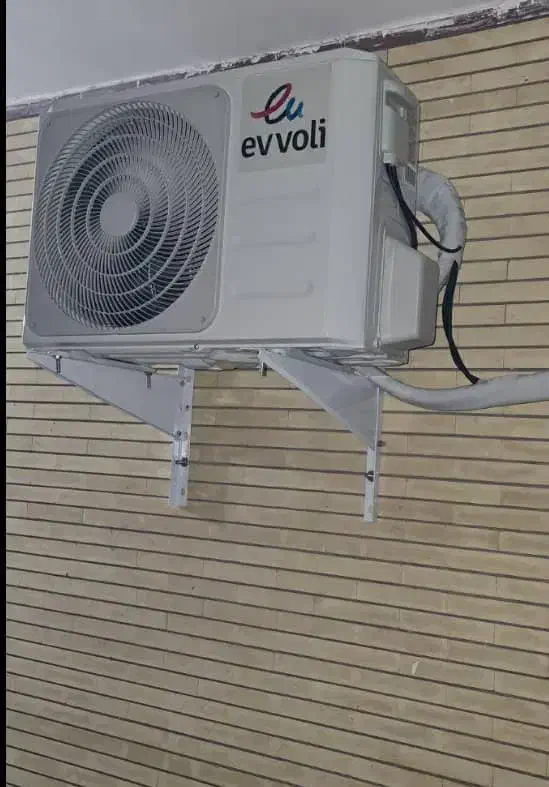 نصب کولر جوشکاری عایق قیر مایع سرد جایگزین ایزوگام|خدمات پیشه و مهارت|رشت, سعدی (تختی)|دیوار