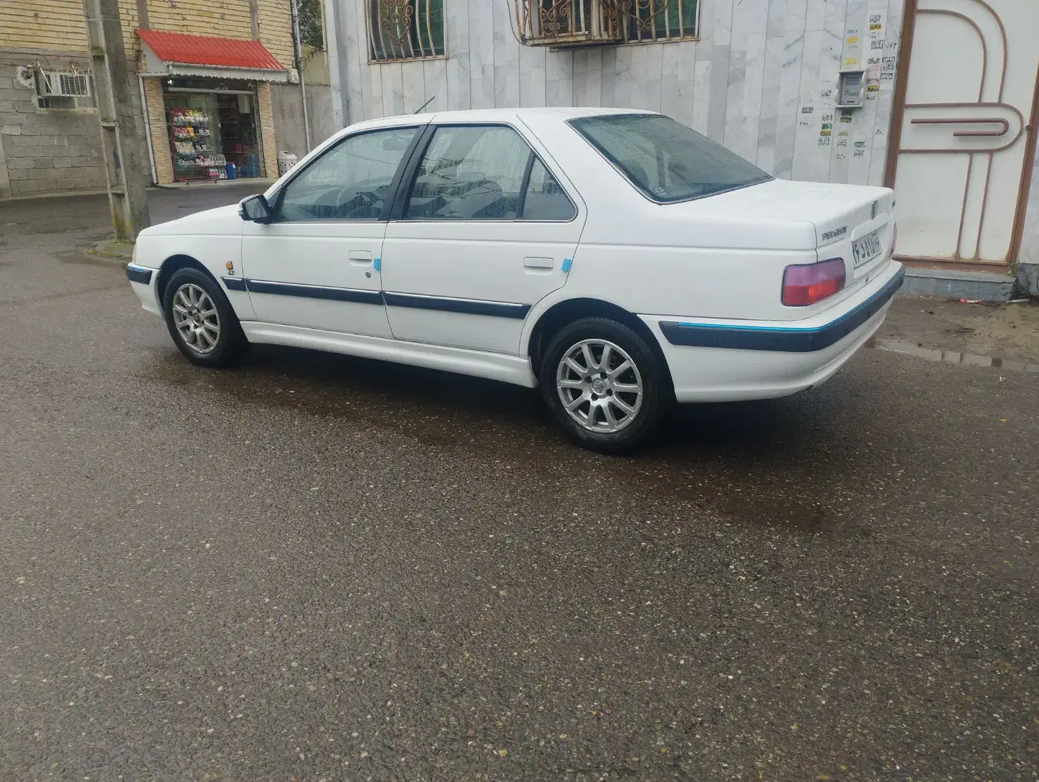 پژو پارس|خودرو سواری و وانت|لاهیجان, بازکیاگوراب|دیوار