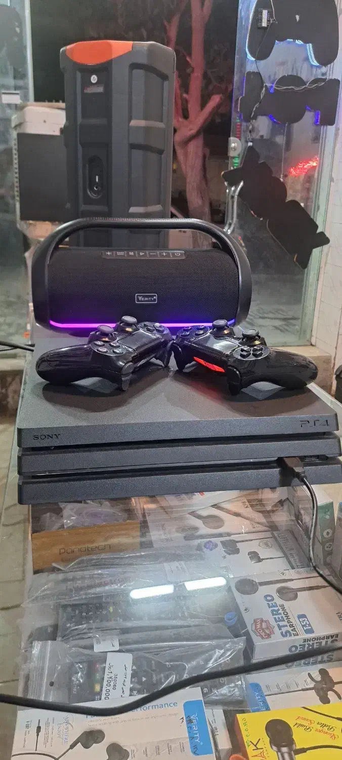 ps4 pro 1tb پلی فور پرو دو دسته فول گیم کپی خور|کنسول، بازی ویدئویی و آنلاین|مشهد, شهرک مهرگان|دیوار