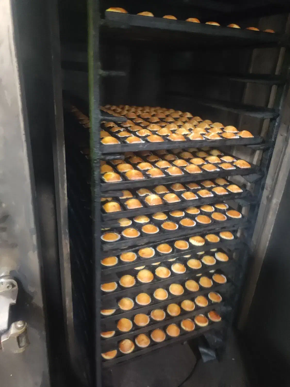 نیازمند به نیرو برای کار در قنادی شادی|استخدام خدمات فروشگاه و رستوران|میناب, |دیوار