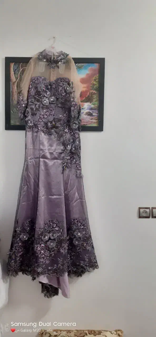 لباس نامزدی|لباس|آران و بیدگل, |دیوار