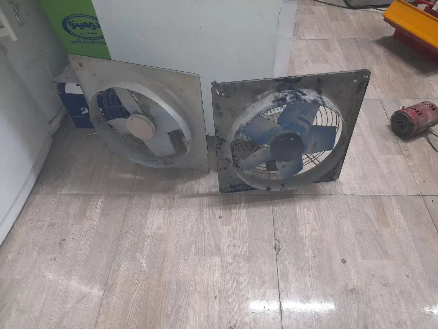 فن هوا کش|پنکه و تصفیه‌کنندهٔ هوا|هشتگرد, شهرک وحدت|دیوار