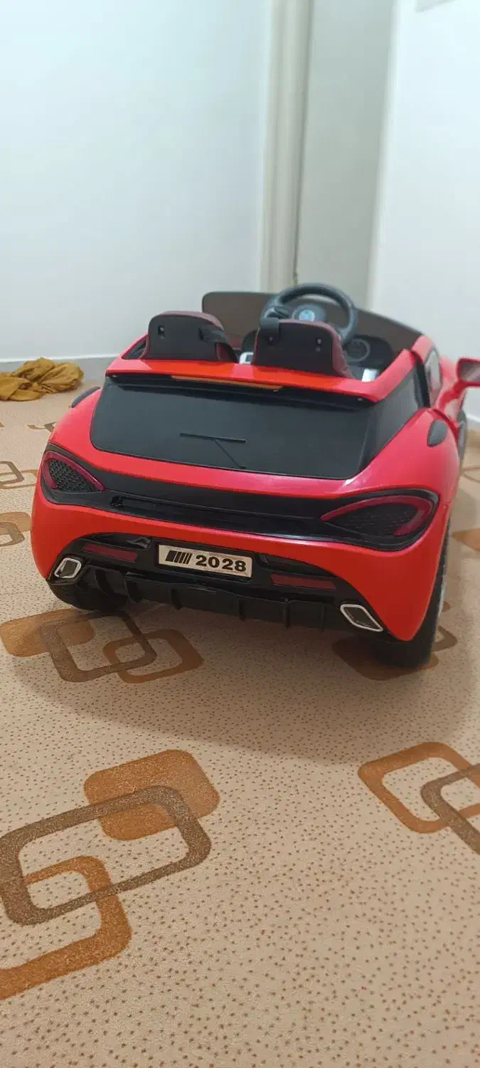 ماشین شارژی طرح بنز|اسباب‌بازی بچه|محمدشهر, محمدشهر|دیوار