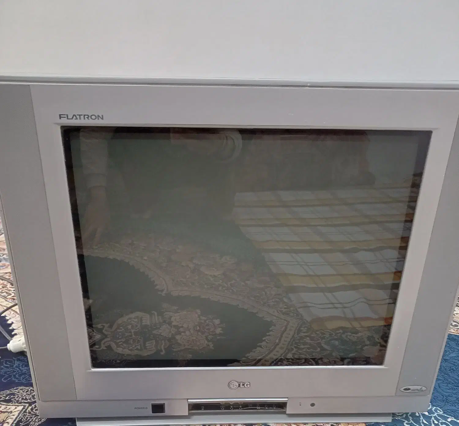 تلویزیون|تلویزیون و پروژکتور|ساوه, |دیوار