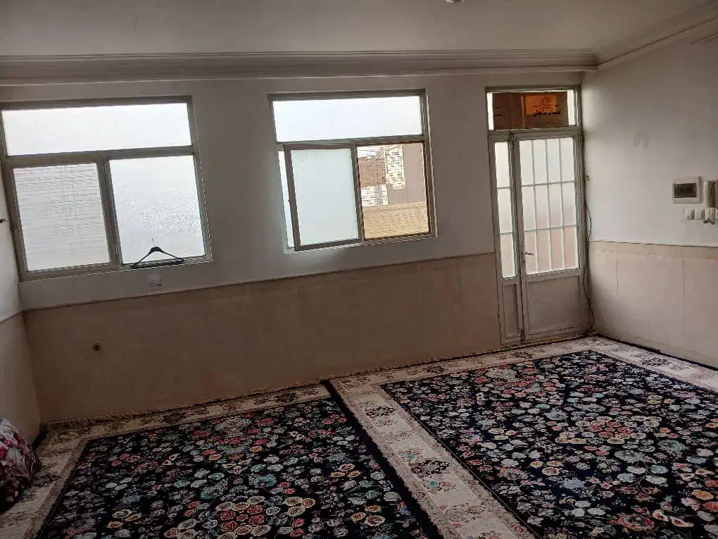 منزل مسکونی واقع در 30 متری کیوانفر|فروش خانه و ویلا|قم, حاج خلیل|دیوار