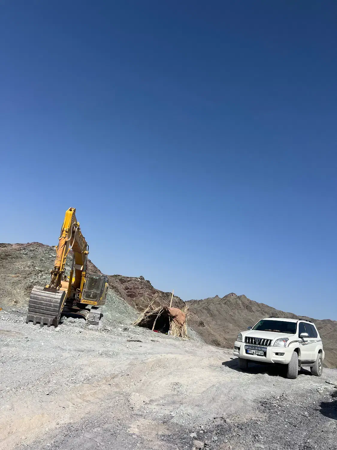 نیازمند راننده بیل مکانیکی با سابقه|استخدام حمل و نقل|فاریاب, |دیوار