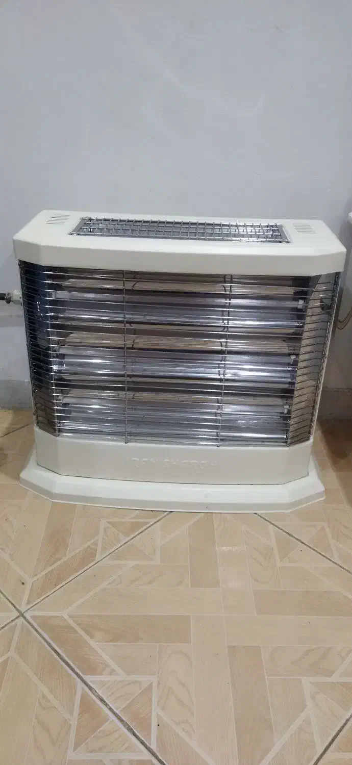 بخاری برقی چهار لامپ|بخاری، هیتر، شومینه|رشت, نخودچر|دیوار