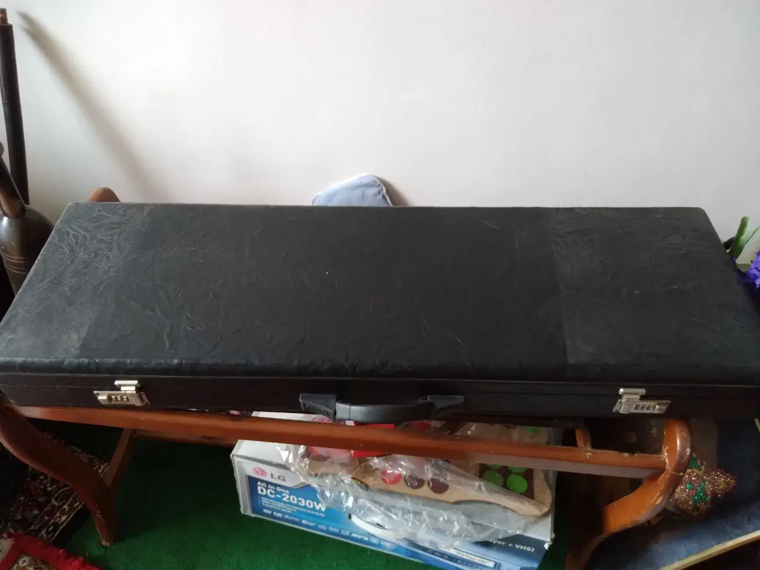 سنتور|سازهای سنتی|بروجرد, |دیوار