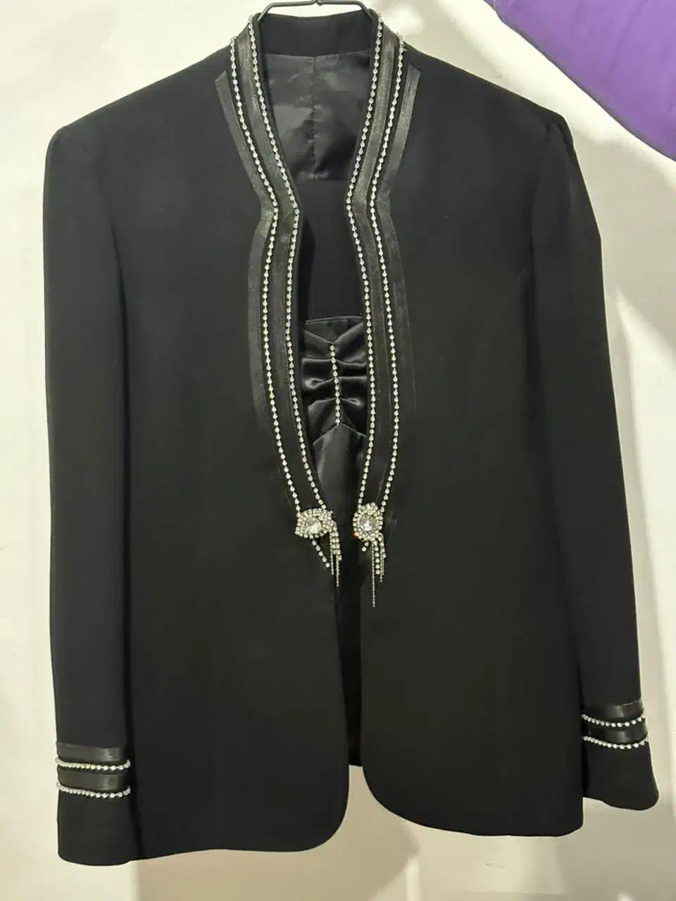 لباس|لباس|ماکو, |دیوار