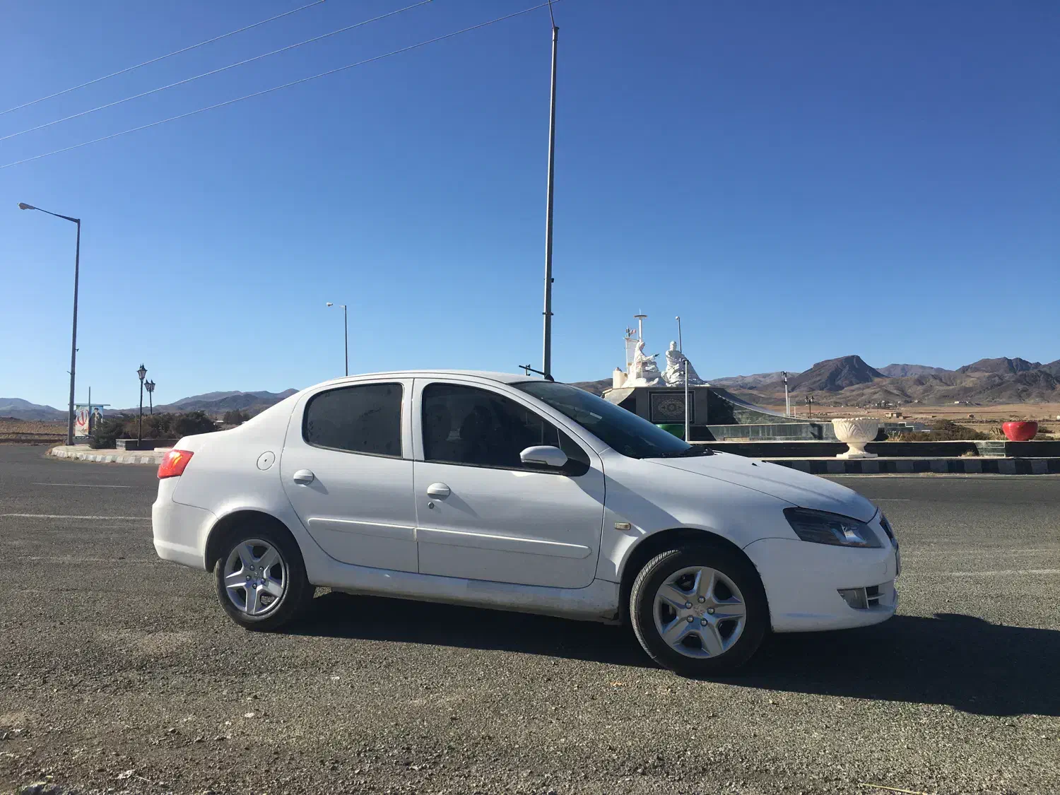 راناپلاس 1400 سفید خونگی کمکار کارمندی|خودرو سواری و وانت|بیرجند, |دیوار