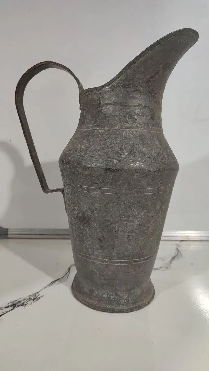 پارچ مسی. بزرگ و قدیمی|کلکسیون اشیاء عتیقه|ماهدشت, |دیوار