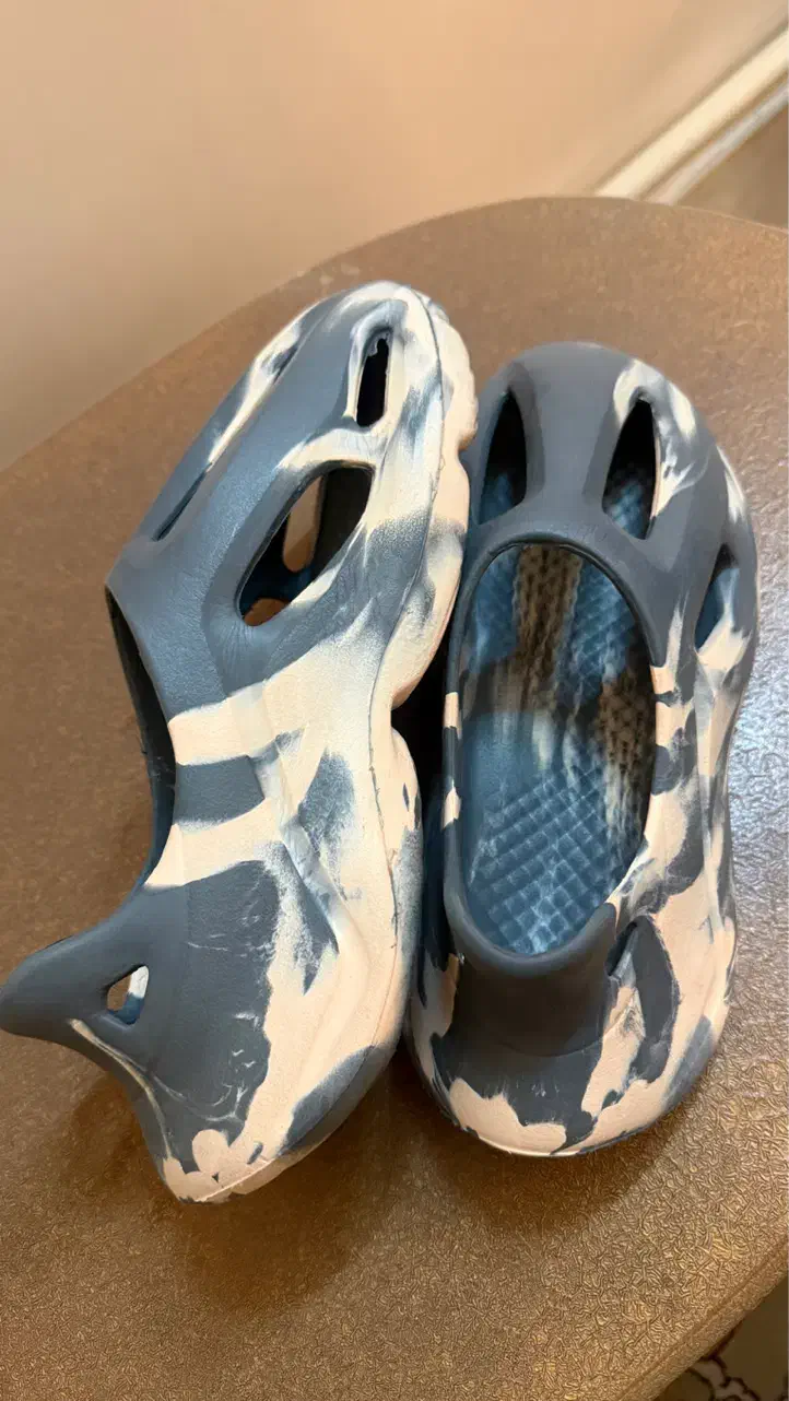 کراکس سایز ۴۱|کیف، کفش، کمربند|کاشان, امیرکبیر|دیوار