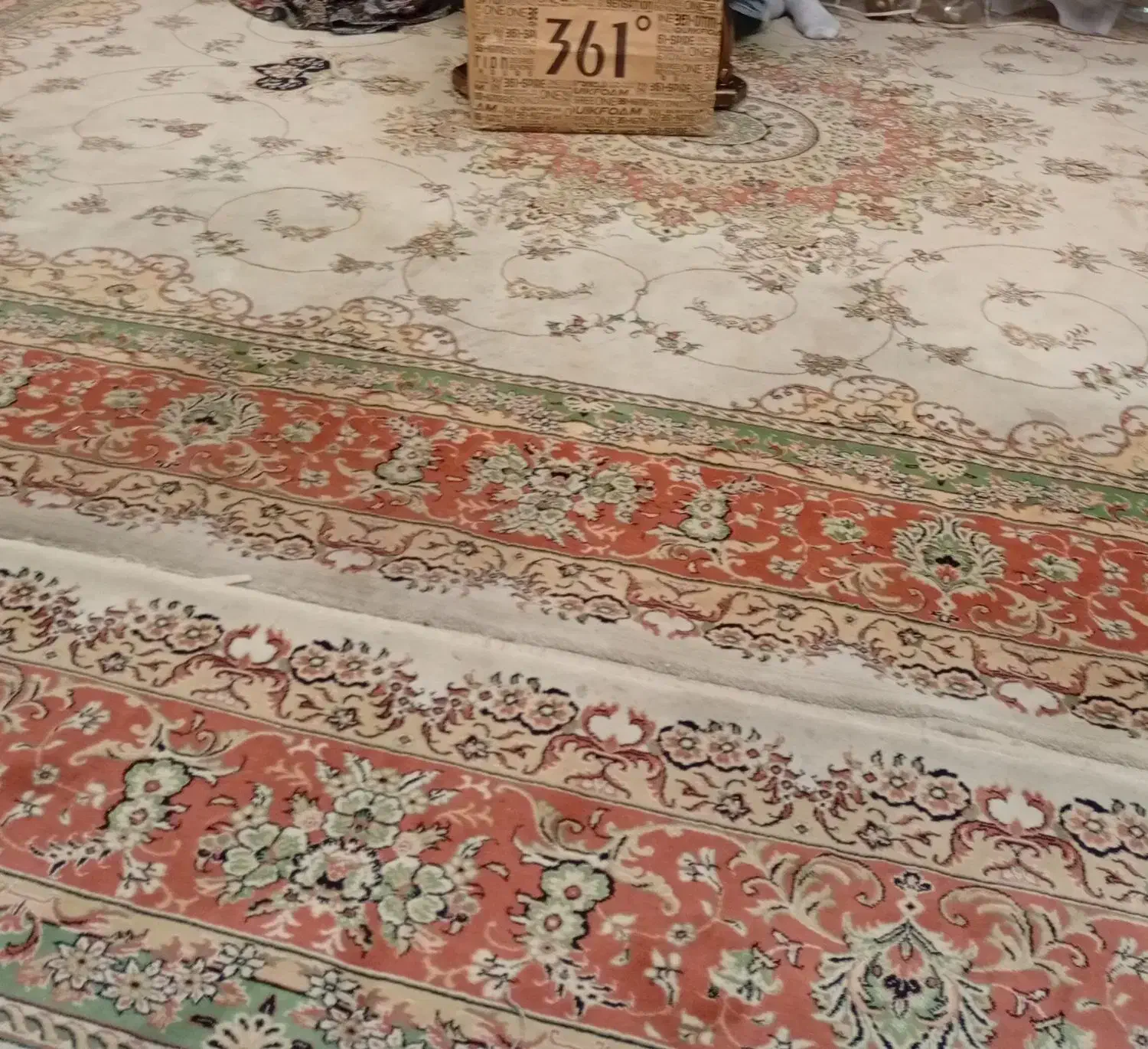 فرش ماشینی ۷۰۰شانه زمرد مشهد|فرش|مشهد, آبکوه|دیوار