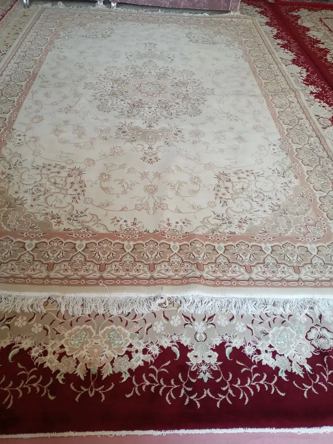 سلام دو عدد فرش شیش متری به فروش میرسد|فرش|کرمانشاه, |دیوار