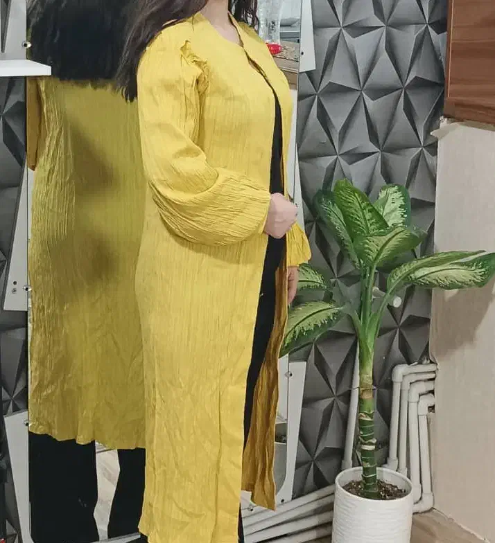 مانتو|لباس|گزنک, |دیوار