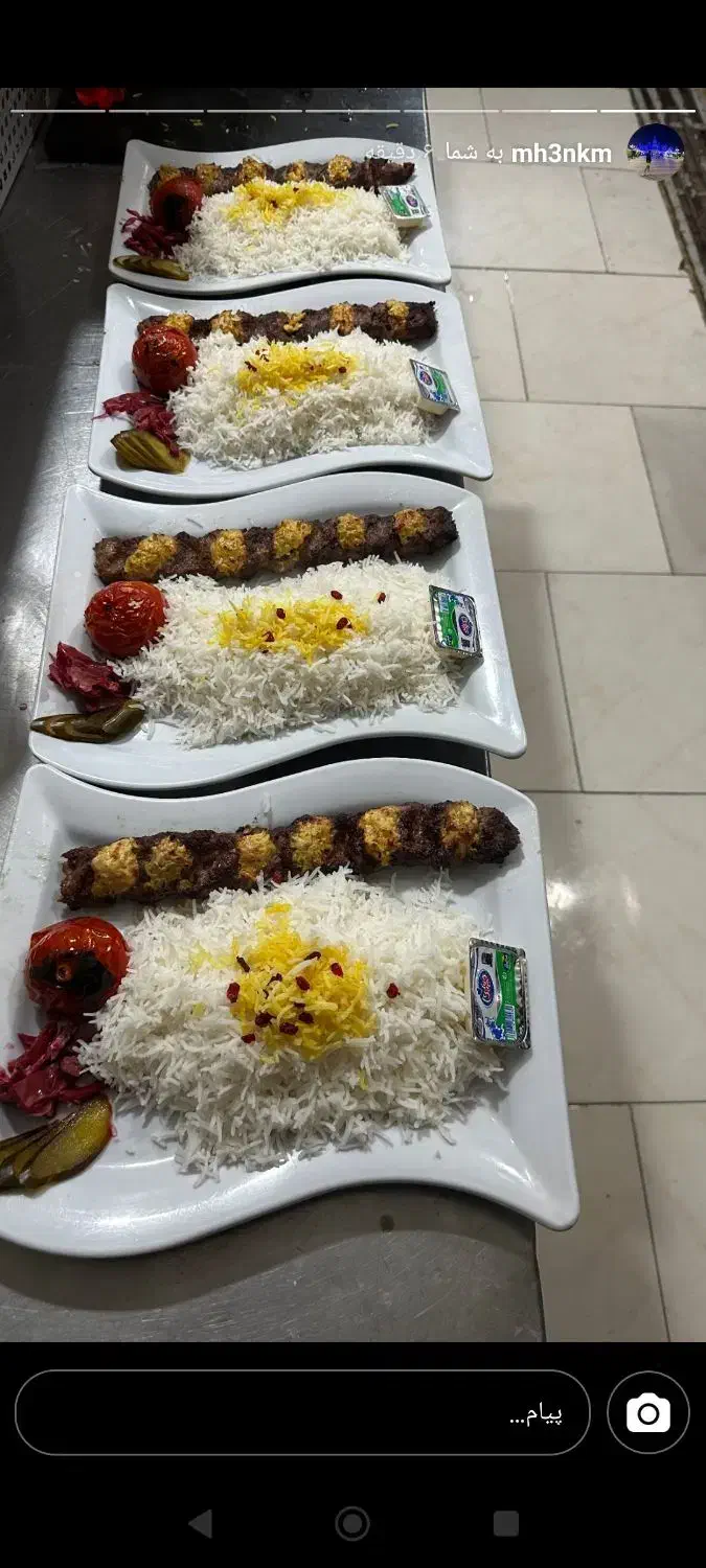 آشپز حرفه ای یا کمک آشپز نیازمندیم|استخدام خدمات فروشگاه و رستوران|گلمکان, |دیوار