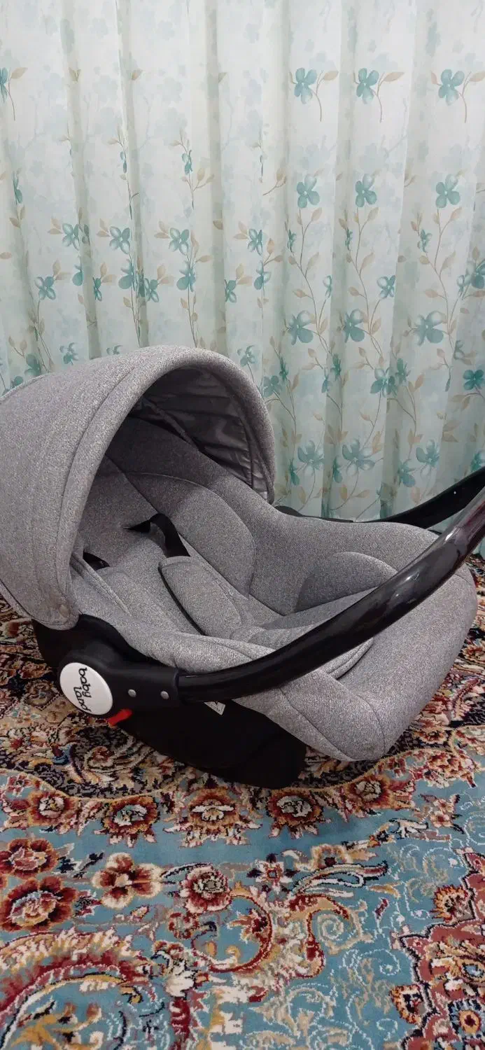 کریر بی بی لند و آغوشی گریکو کاملا نو|اسباب و اثاث بچه|لاهیجان, گلستان|دیوار