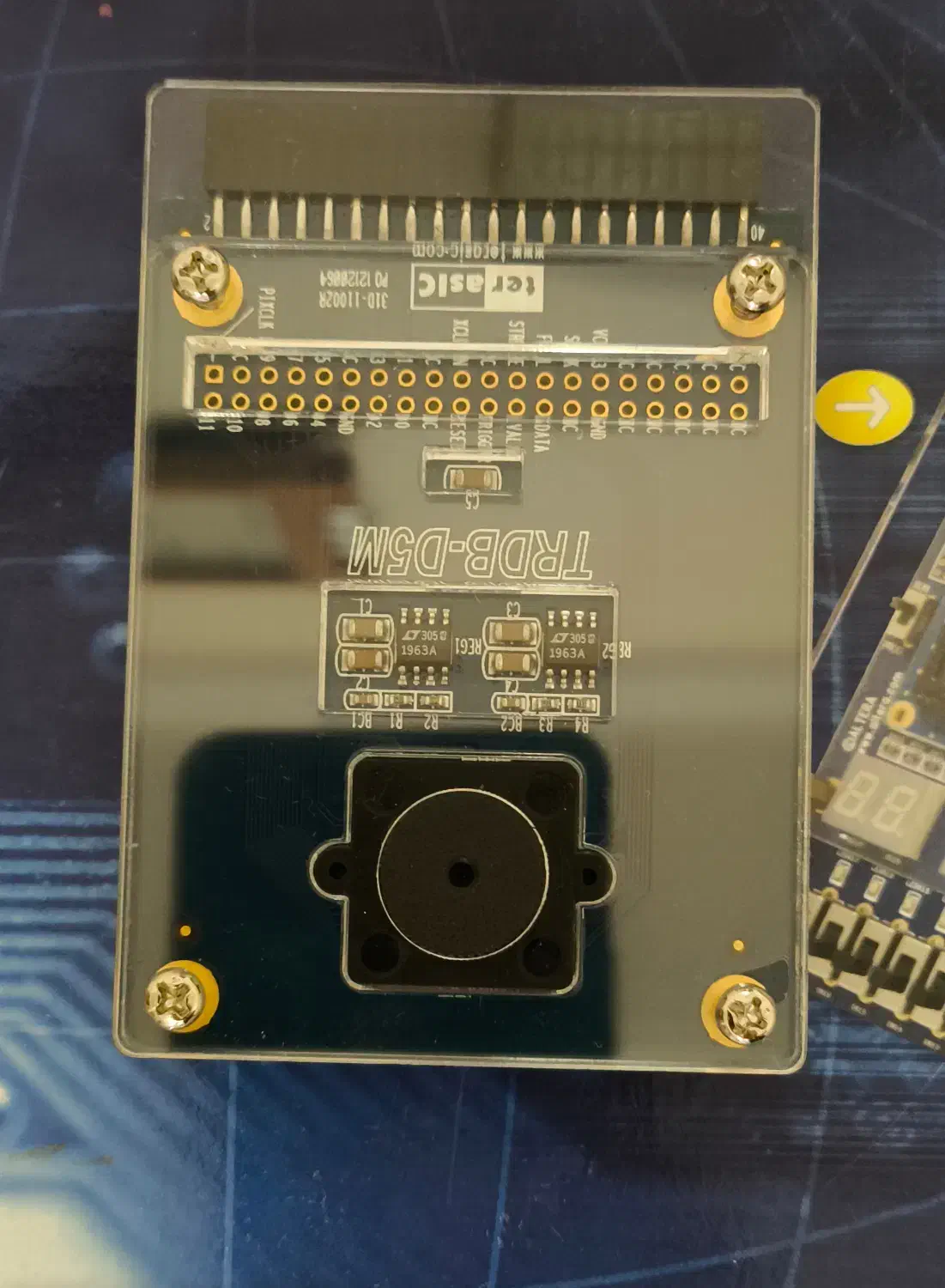 برد FPGA Altera DE2 با دوربین TRDB-D5M (در حد نو)|قطعات و لوازم جانبی رایانه|تهران, پاسداران|دیوار