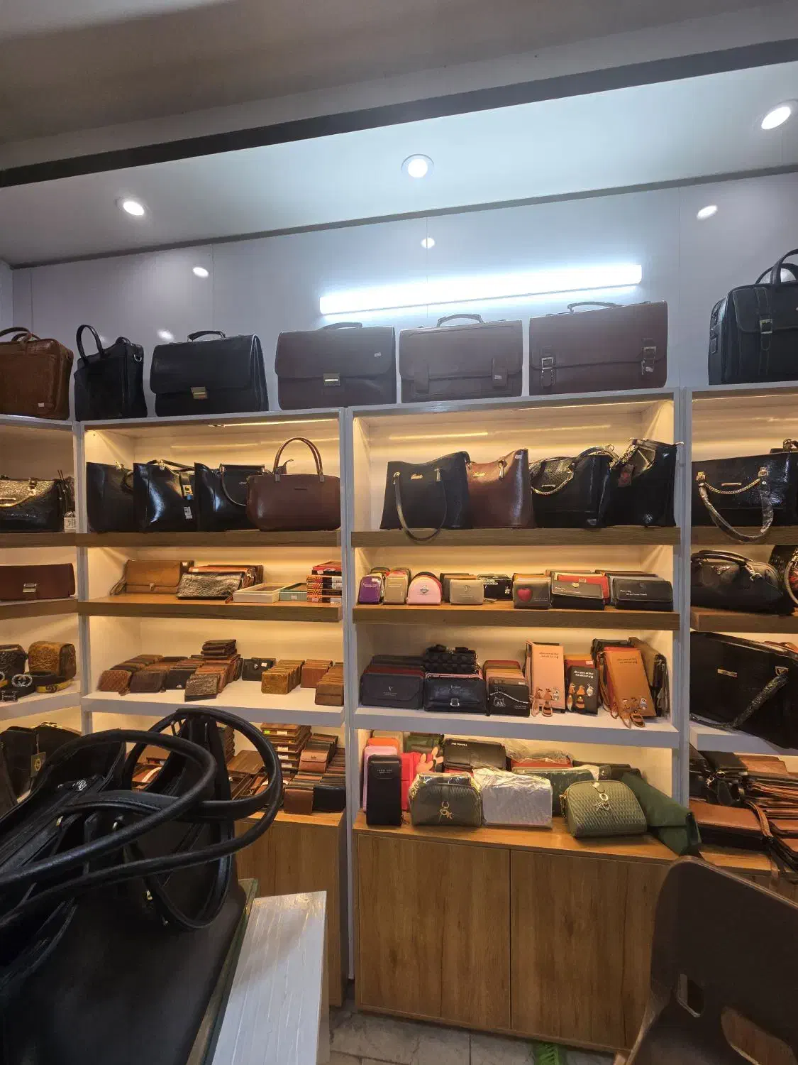 دکور کامل mdf|فروشگاه و مغازه|رشت, کوی فکوری|دیوار