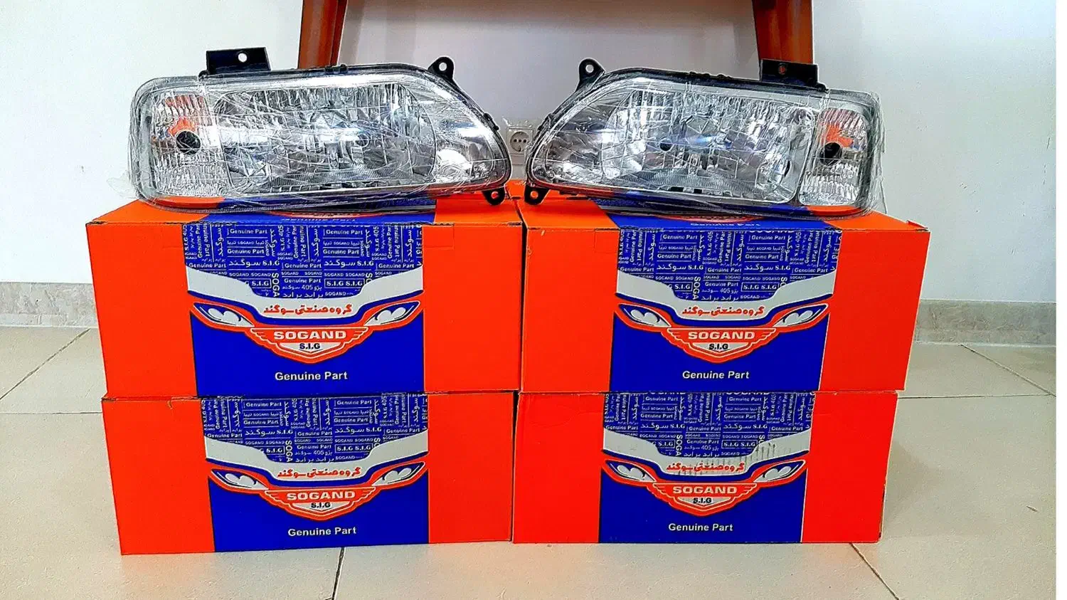 چراغ جلو و عقب و زه درب و لامپ چراغ کوچک|قطعات یدکی و لوازم جانبی|سنندج, |دیوار