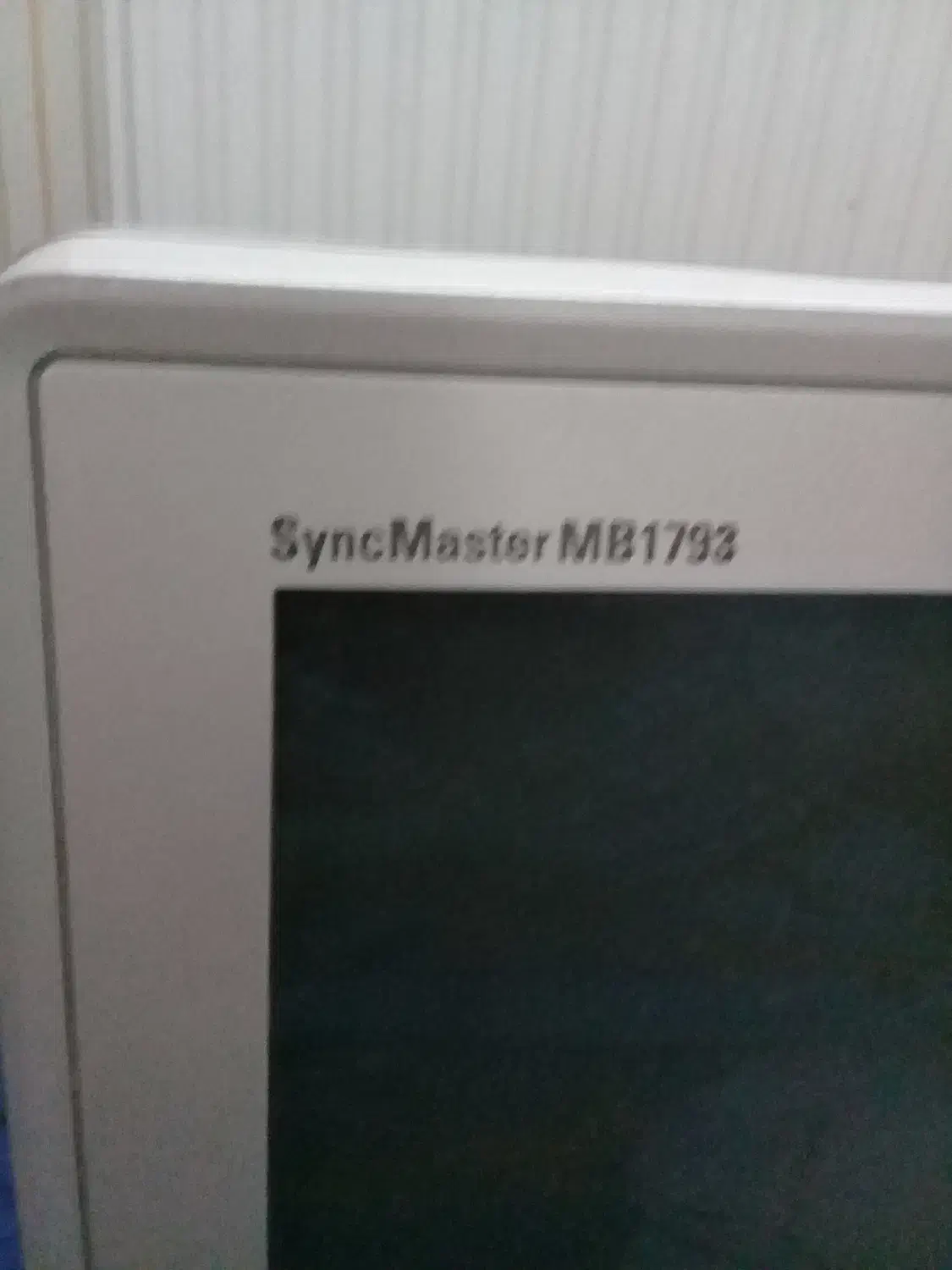 فروش مانیتور تمیز مناسب قیمت جهت دوربین مداربسته|قطعات و لوازم جانبی رایانه|شهرکرد, |دیوار