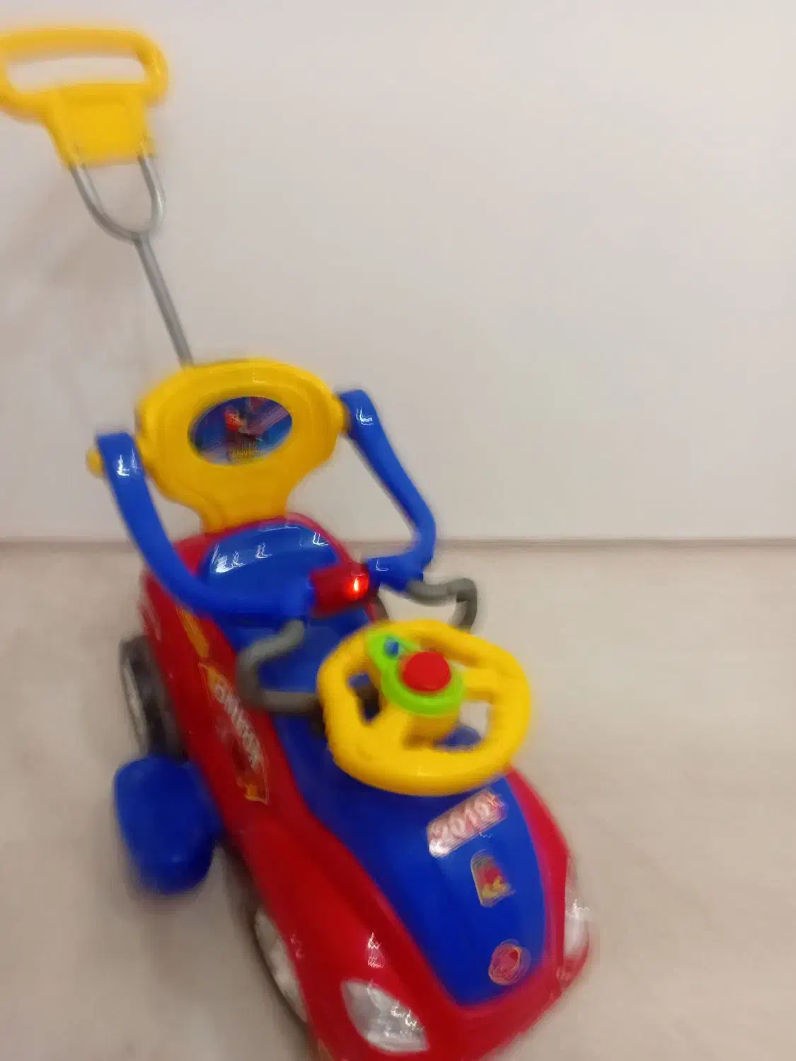 ماشین کودک|اسباب‌بازی بچه|مشهد, نوید|دیوار
