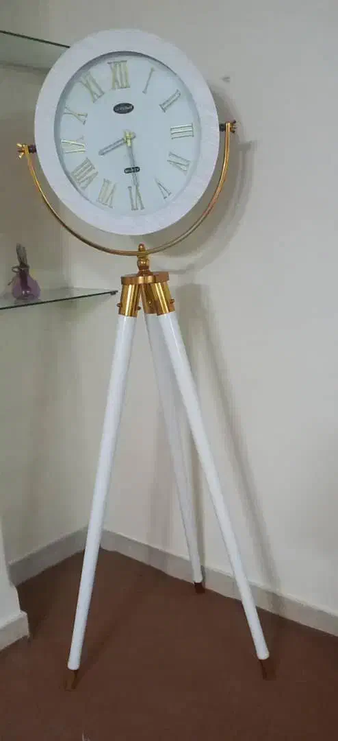 تعدادی لوازم خانگی در حد نو|بوفه، ویترین، کنسول|فردیس, ثابتی|دیوار