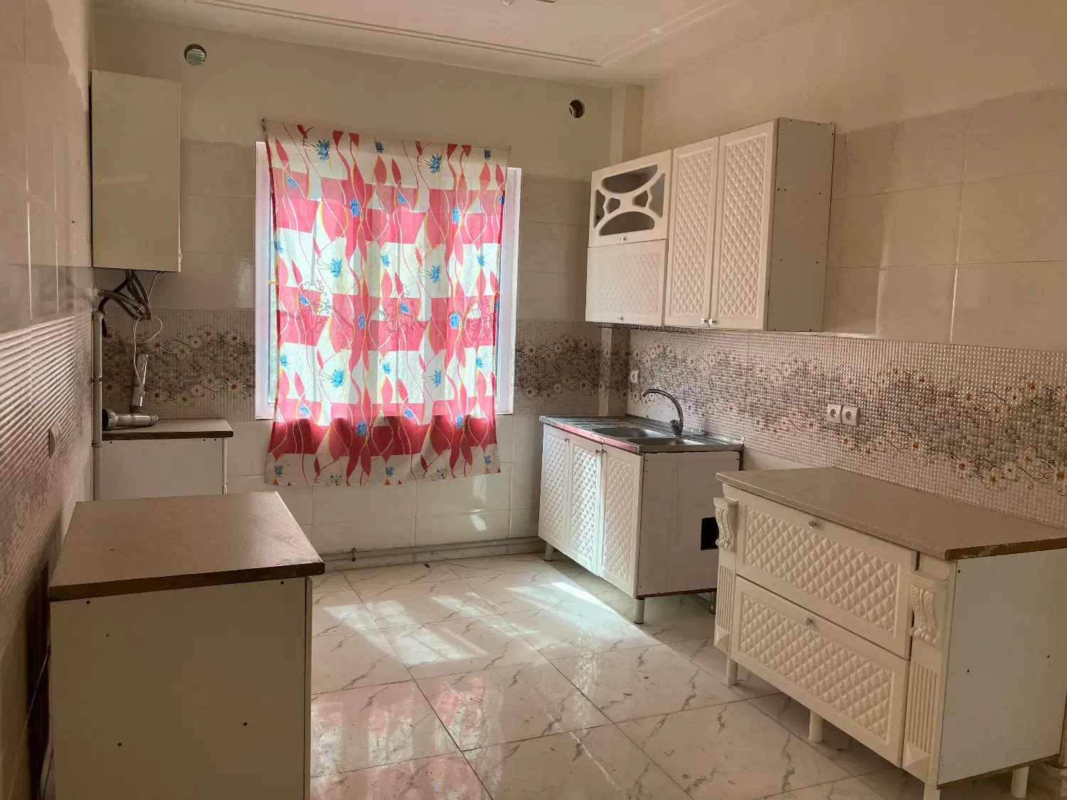 آپارتمان 88 متری 2 خواب 3 ساله قولنامه ونسق معتبر|فروش آپارتمان|بومهن, |دیوار