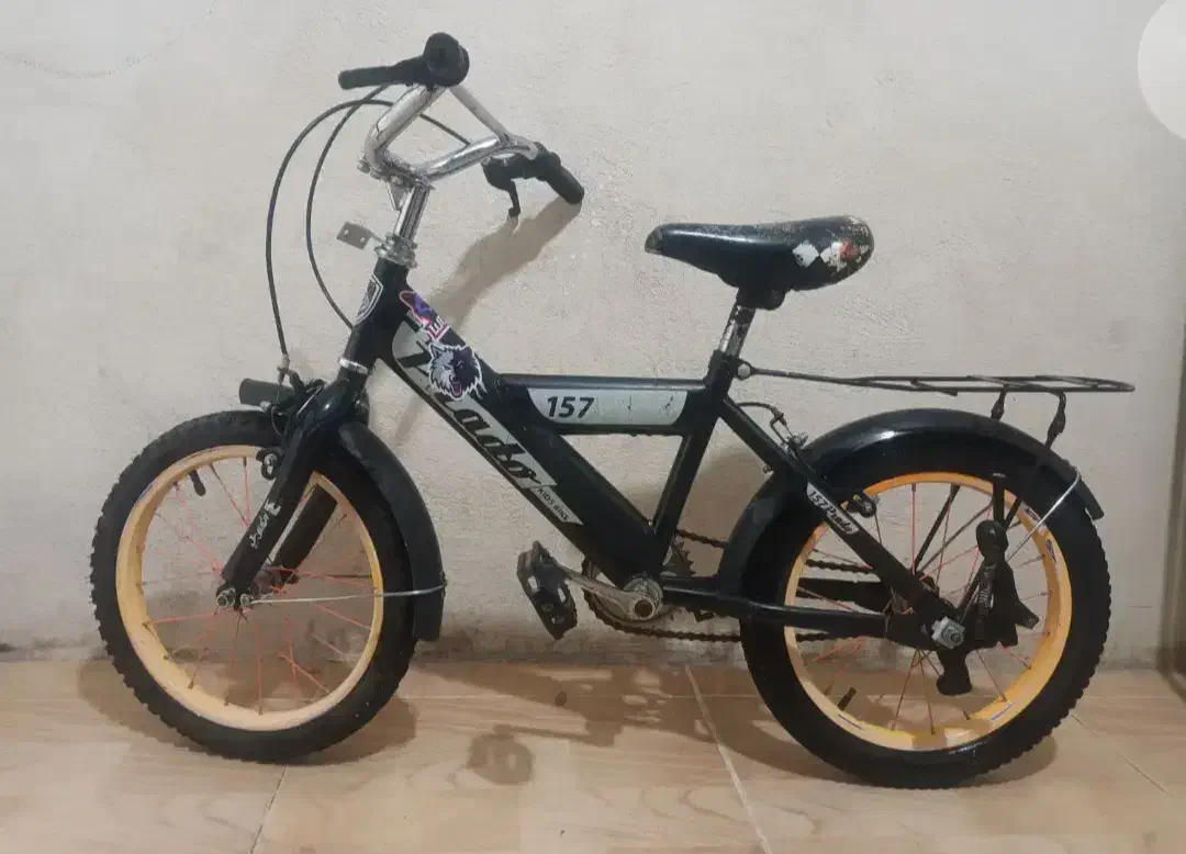 دوچرخه ۱۶پسرانه|دوچرخه، اسکیت، اسکوتر|خرم‌آباد, |دیوار