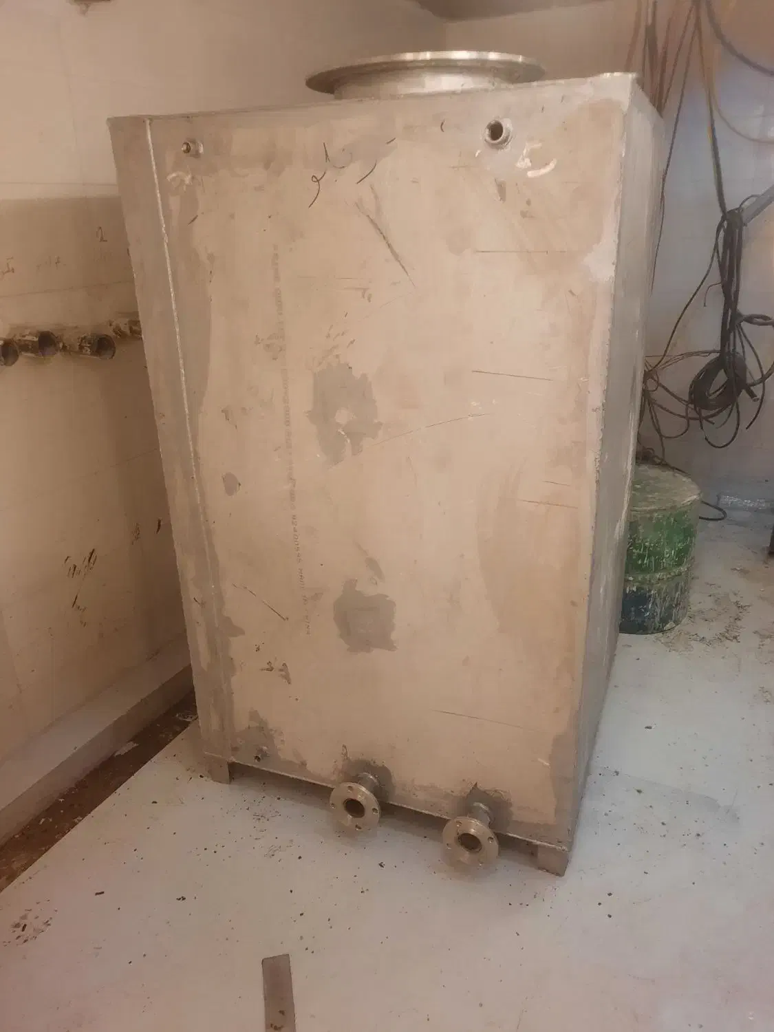 جوشکاری سیار استیل تعمیر و ساخت مخزن و تانکر استیل|خدمات پیشه و مهارت|شیراز, کاراندیش|دیوار