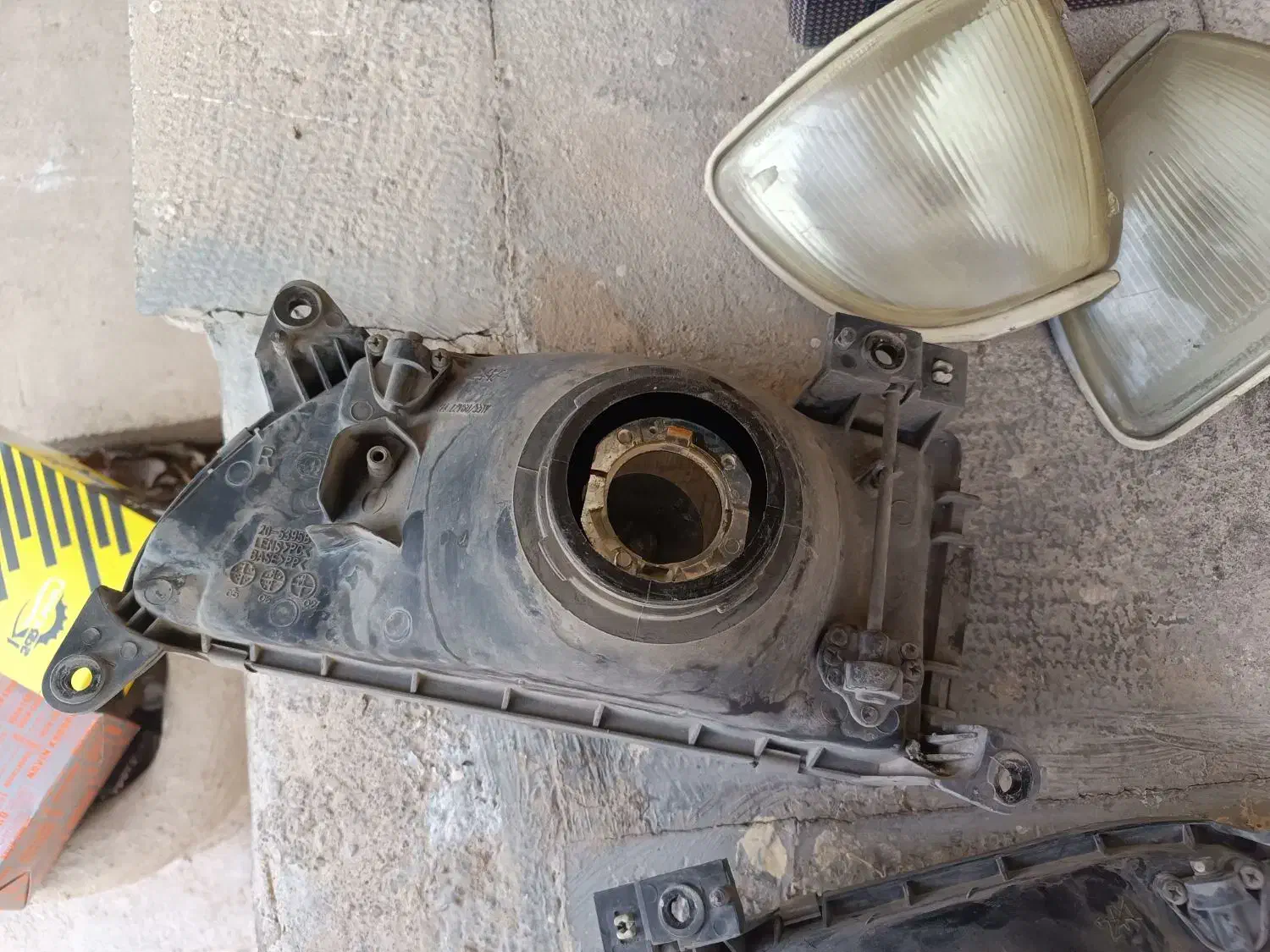 چراغجلوپرایدصبا|قطعات یدکی و لوازم جانبی|شاهینشهر, شهرک ردانی پور|دیوار