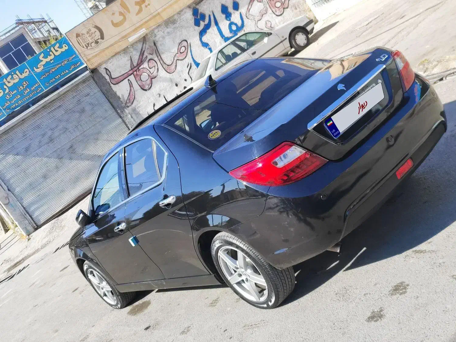 دنا پلاس 1402 اتومات|خودرو سواری و وانت|الیگودرز, |دیوار