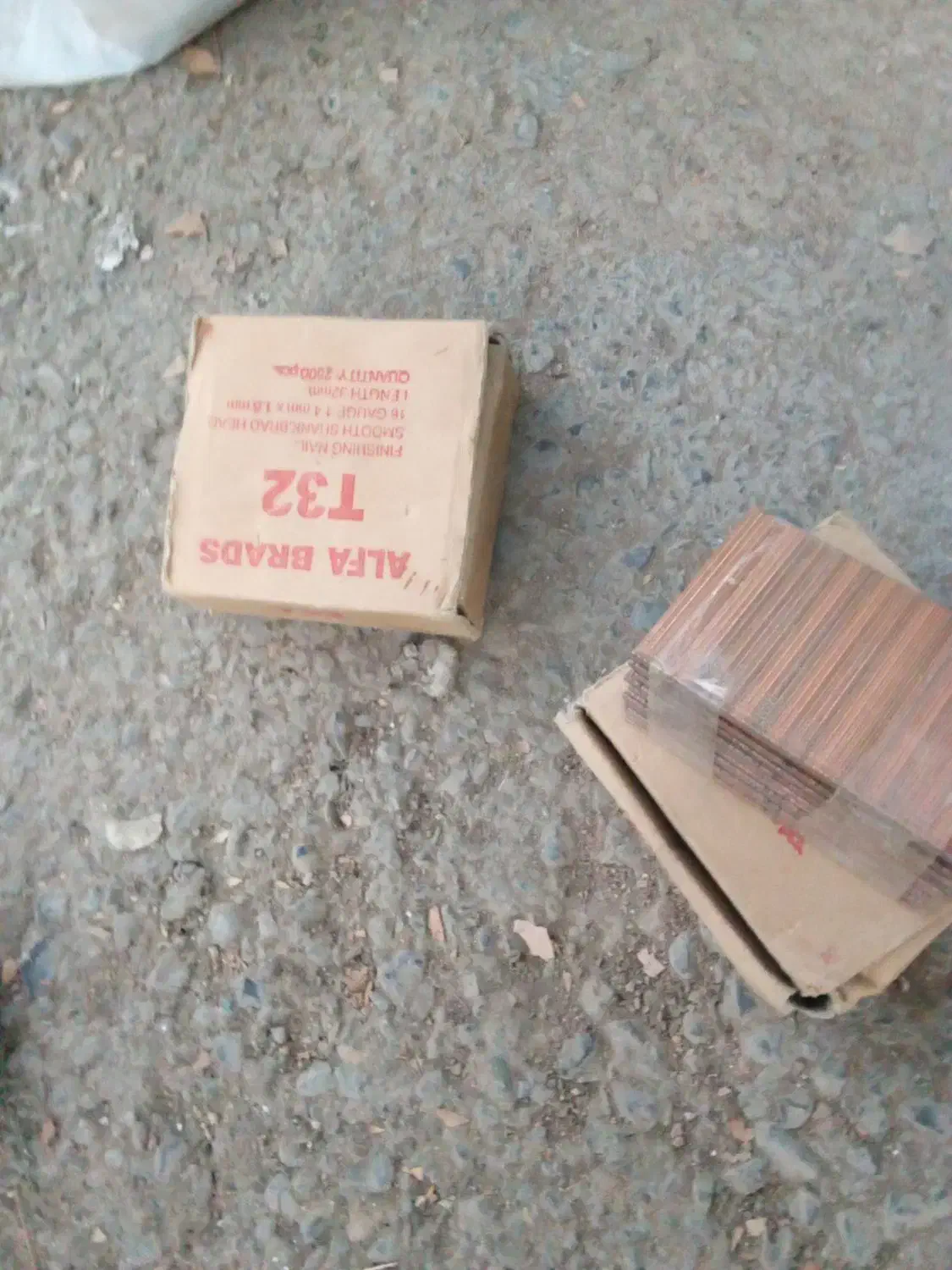 میخ تی 32|مصالح و تجهیزات ساختمان|هشتگرد, شهرک راه آهن|دیوار