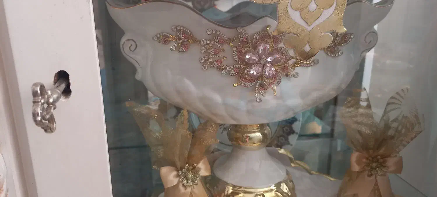 شکلات خوری اصل|ظروف سرو و پذیرایی|رباطکریم, مسکن مهر آبشناسان|دیوار