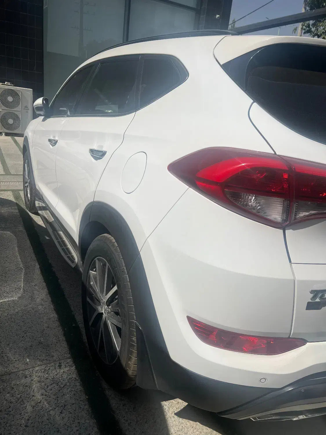 فروش توسان۲۰۱۷ سه رادارسفارشی|خودرو سواری و وانت|اصفهان, مرداویج|دیوار