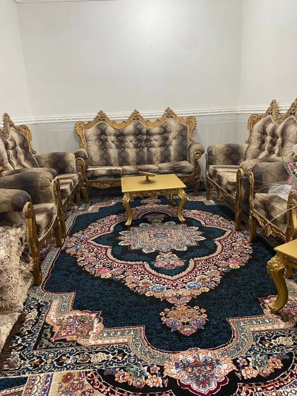 مبل و جلو مبلی|مبلمان خانگی و میز عسلی|جیرفت, |دیوار