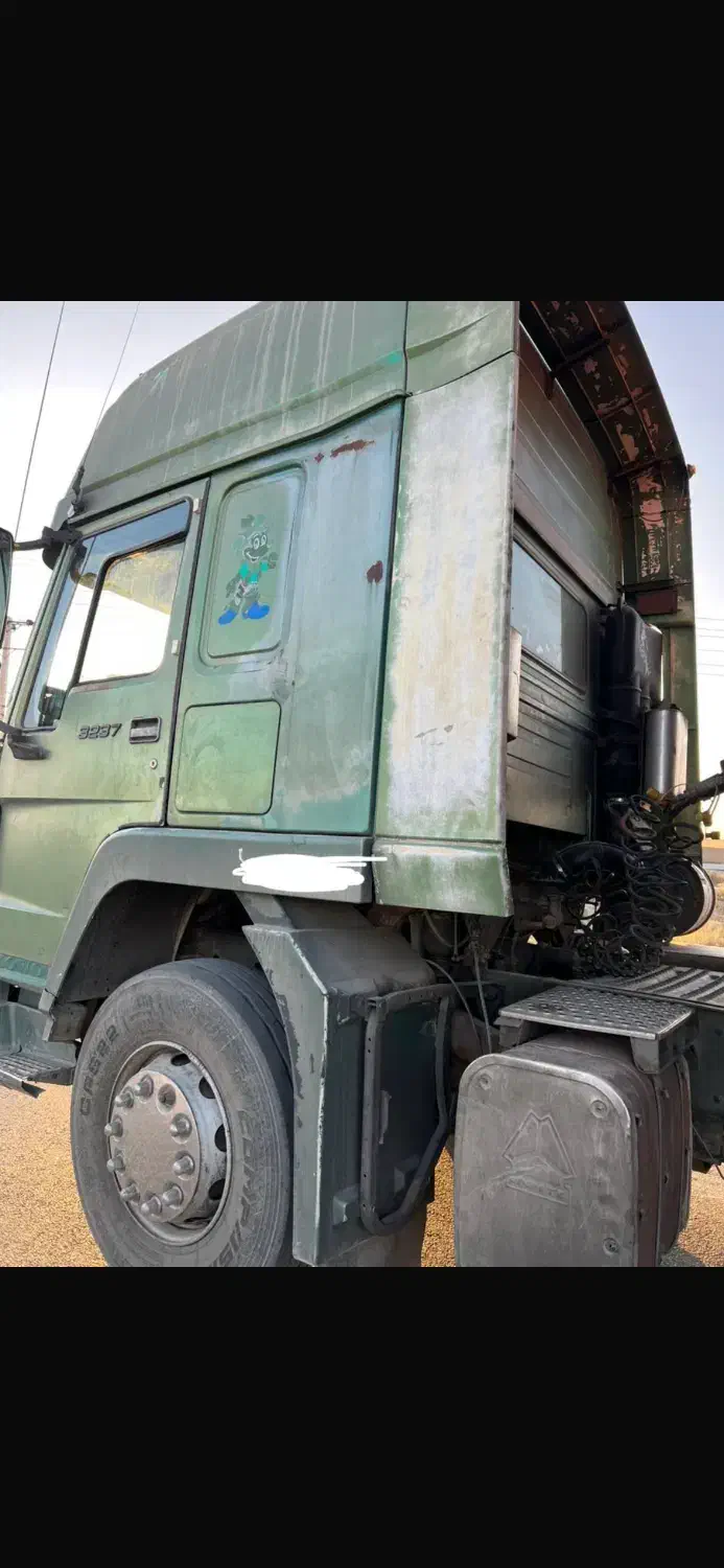 فروش کشنده ترانزیت هووسینوتراک‌ افی|خودرو سنگین|برخوار, |دیوار