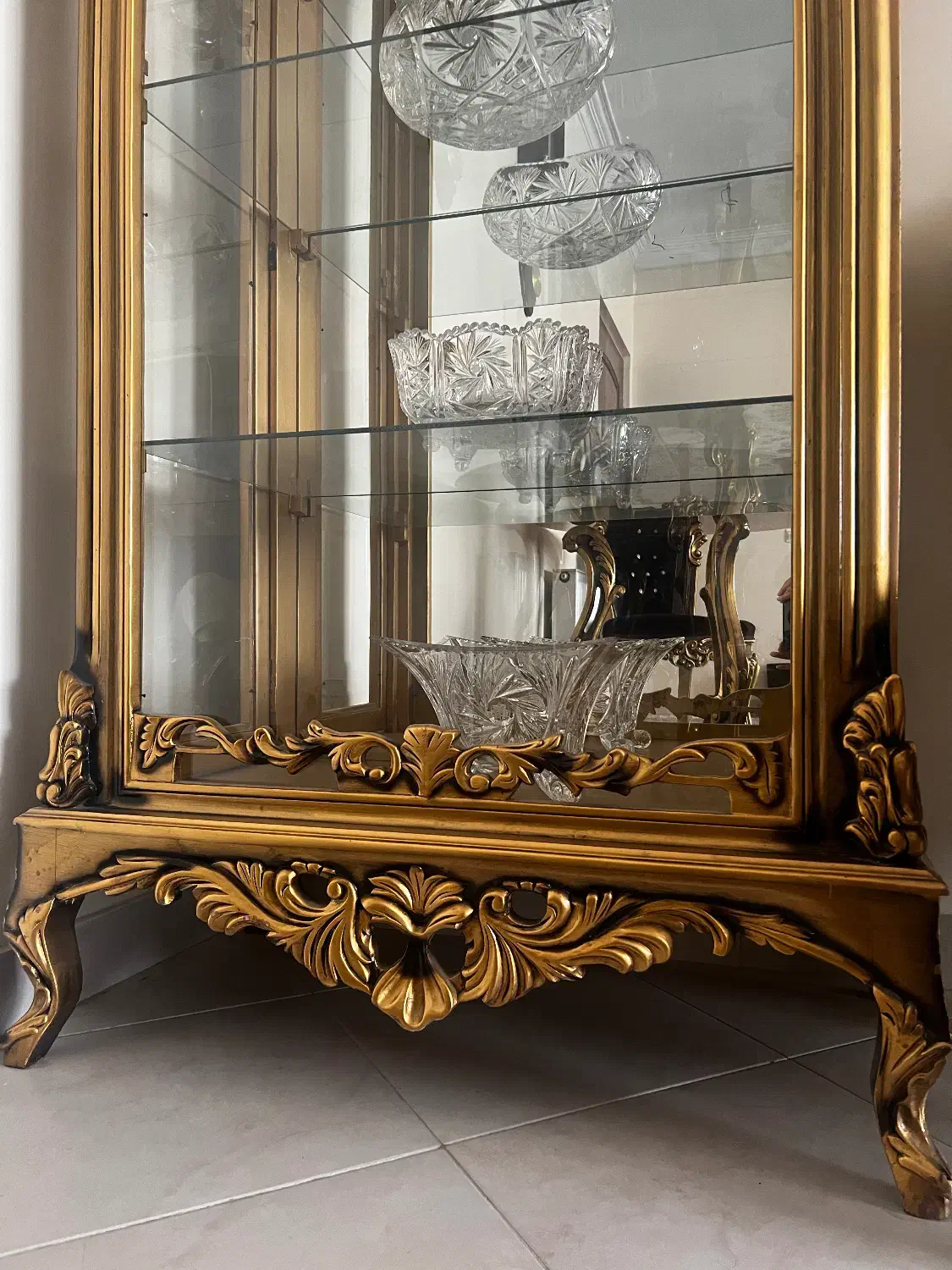 بوفه طلایی سلطنتی|بوفه، ویترین، کنسول|تهران, آبشار تهران (دریاچه)|دیوار