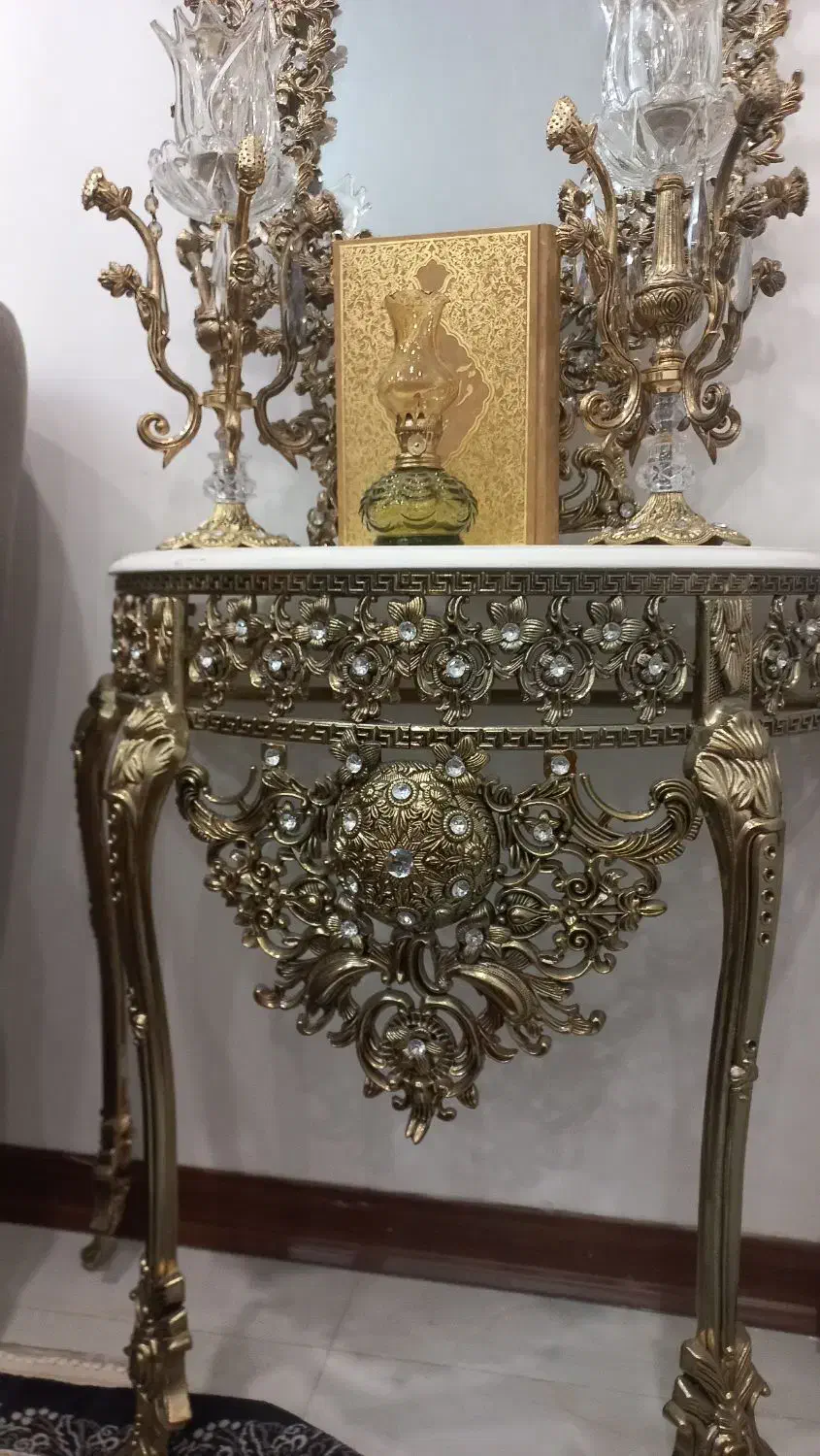 آینه و شمعدان نو|آینه|تهران, بهداشت|دیوار