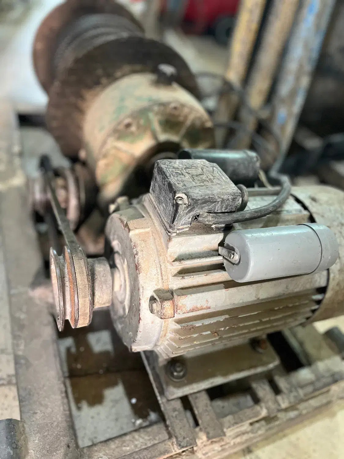 بالابر چاهی|ماشین‌آلات صنعتی|قزوین, |دیوار