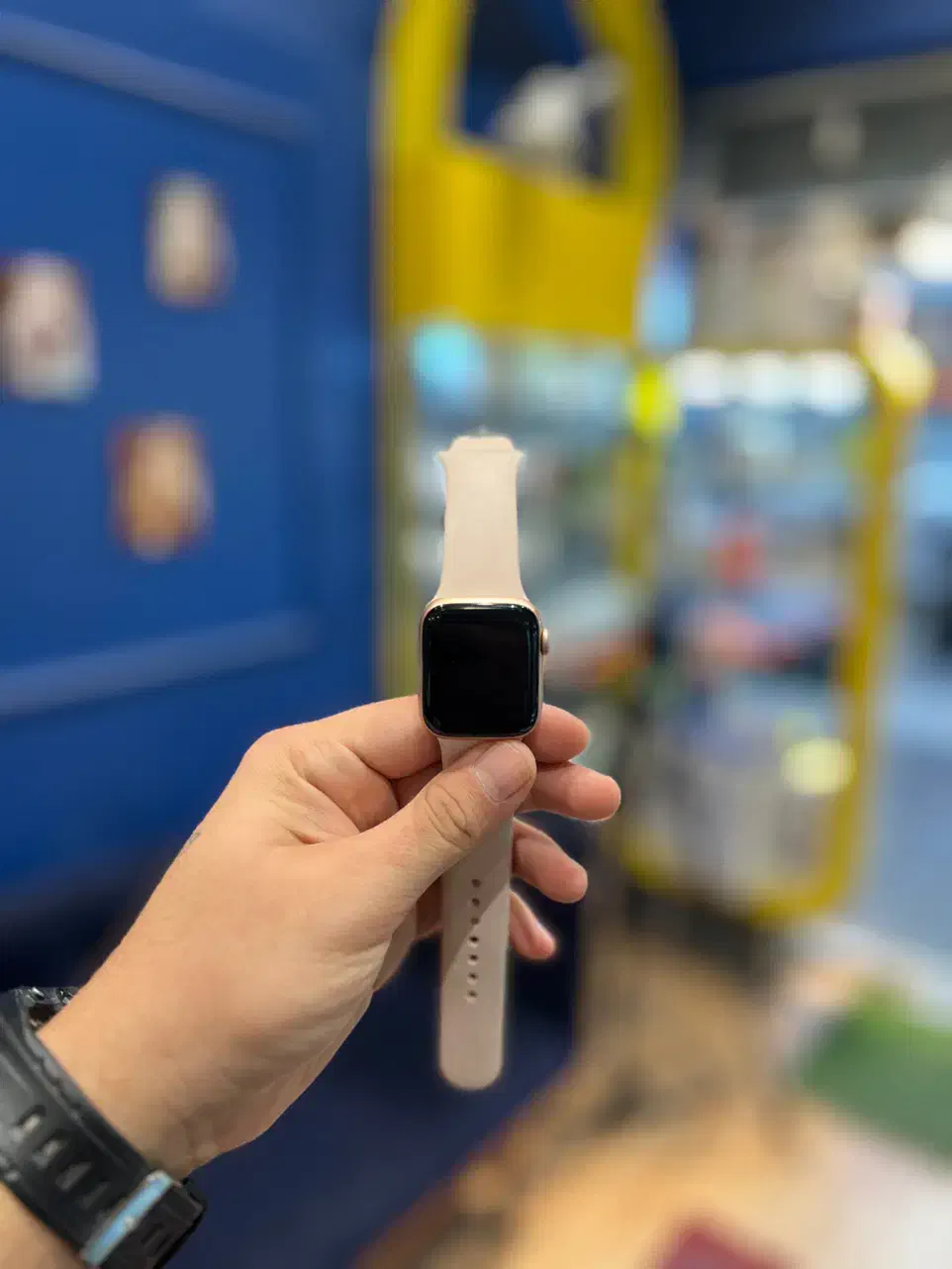 واچ سری ۵ اولترا|ساعت|رشت, پیرسرا|دیوار