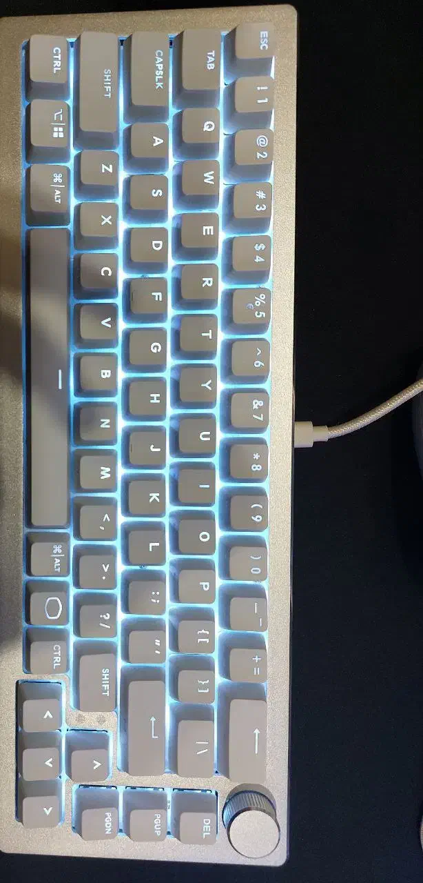 کیبورد گیمینگ Cooler master ck721 سفید|قطعات و لوازم جانبی رایانه|تهران, علم و صنعت|دیوار