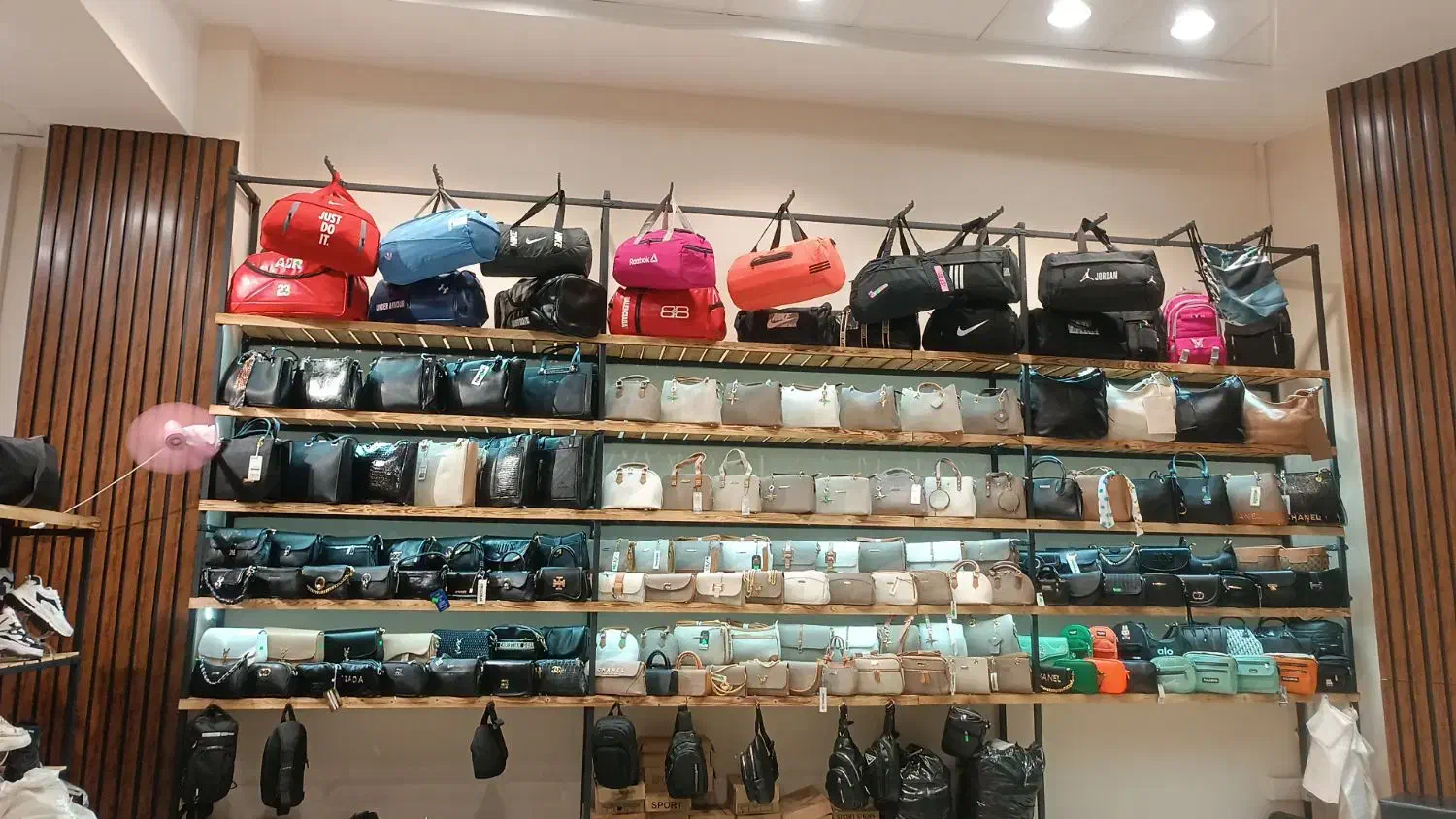 کیف زنانه پاسپورتی ساک ورزشی چمدان کیف کارتی|کیف، کفش، کمربند|مشهد, چهنو|دیوار