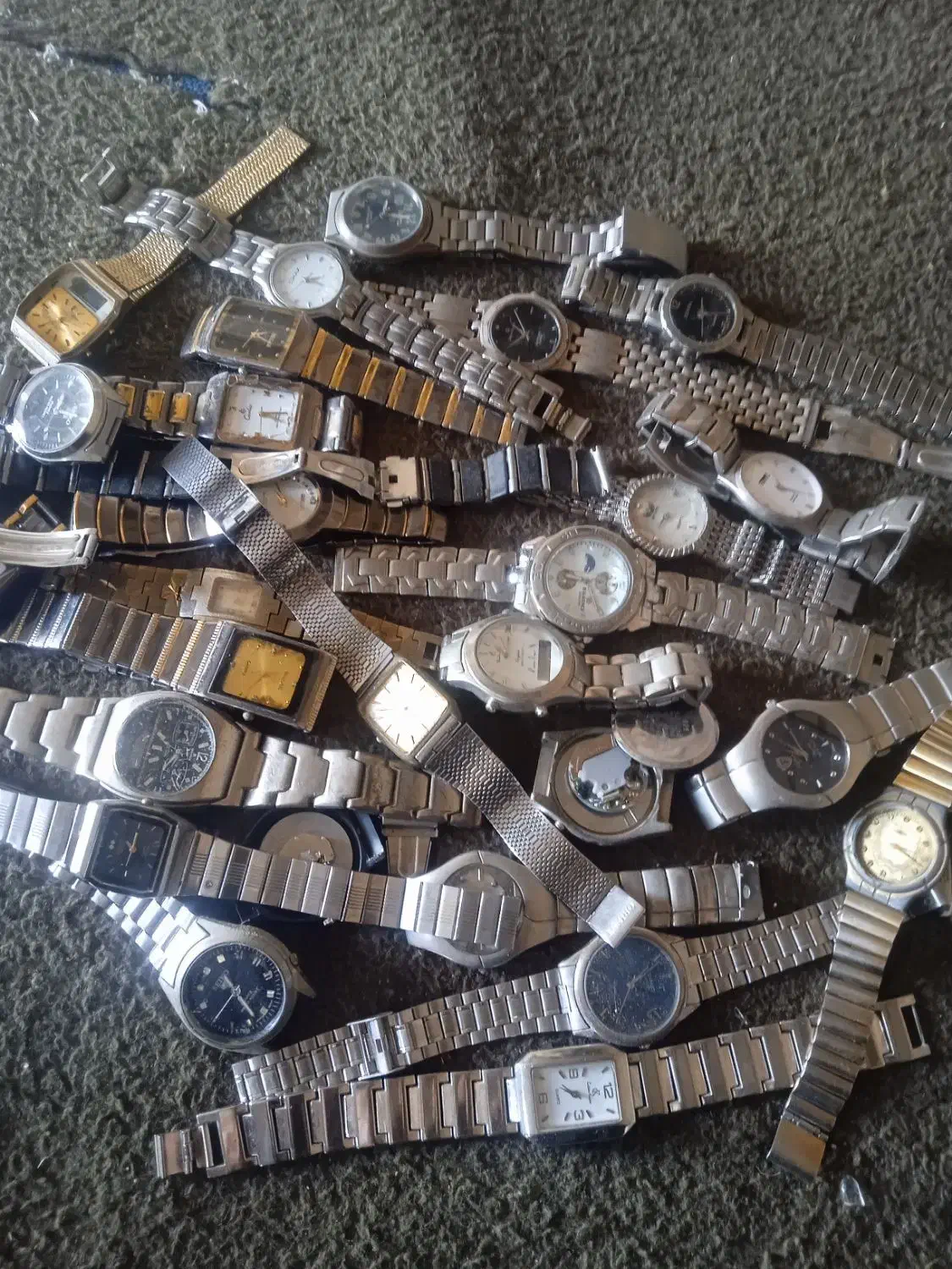 ساعت های اضافی|ساعت|اهر, |دیوار