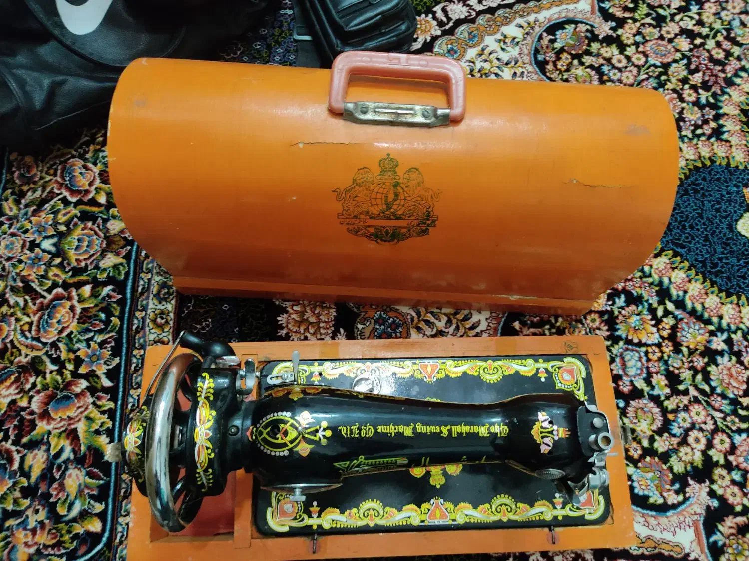 چرخ خیاطی مارشال عطیقه اصل صفر صفر|چرخ خیاطی و ریسندگی|بروجرد, |دیوار