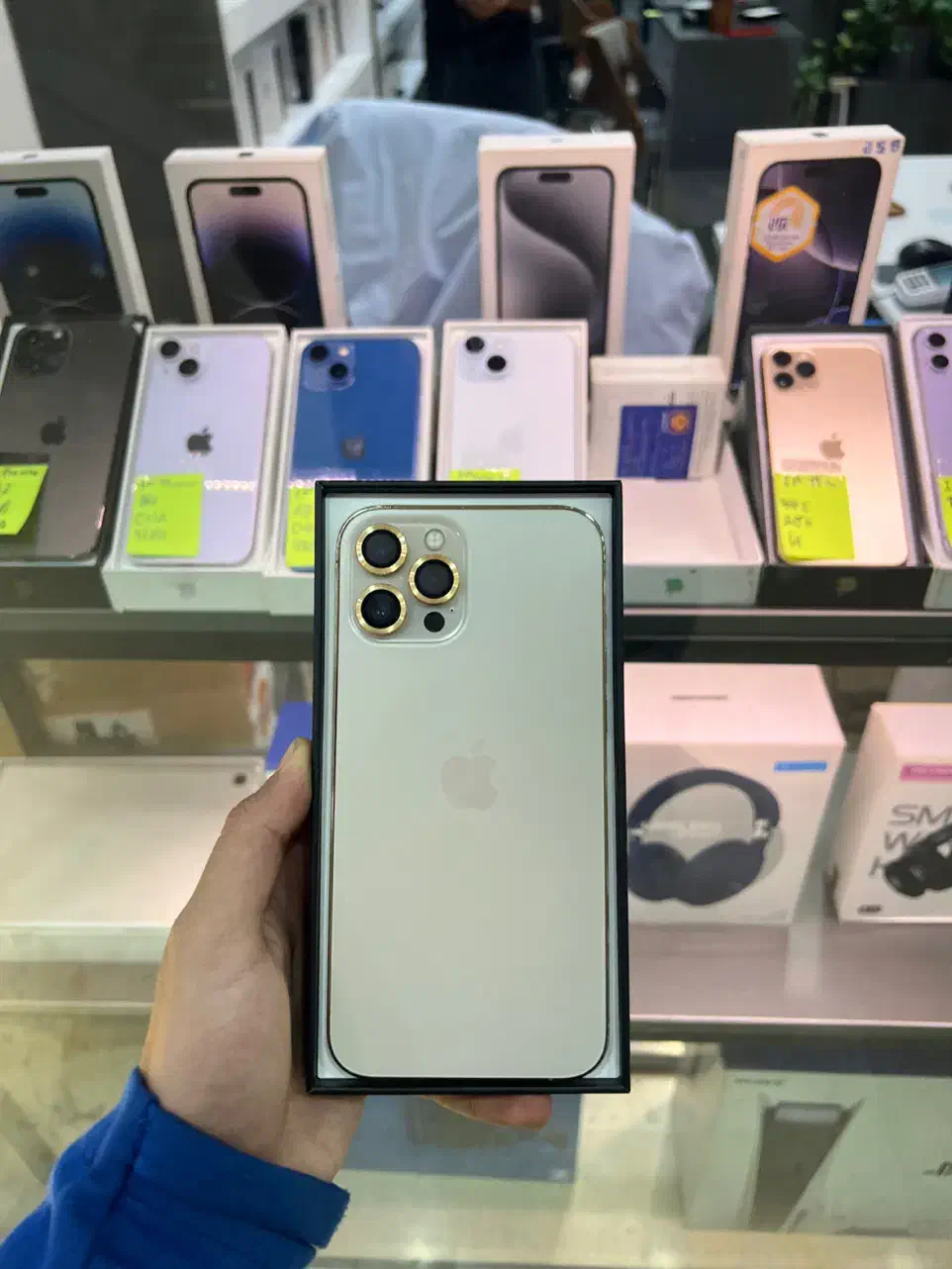 دوازده پرومکس ۲۵۶ گیگ|موبایل|کرج, اتحاد|دیوار